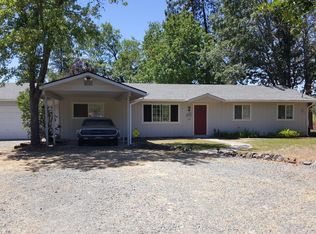 1125 Rainbow Dr, Grants Pass, OR 97526