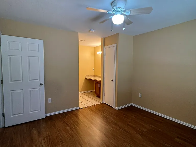 716 N Cooper St #2 — Photo 6