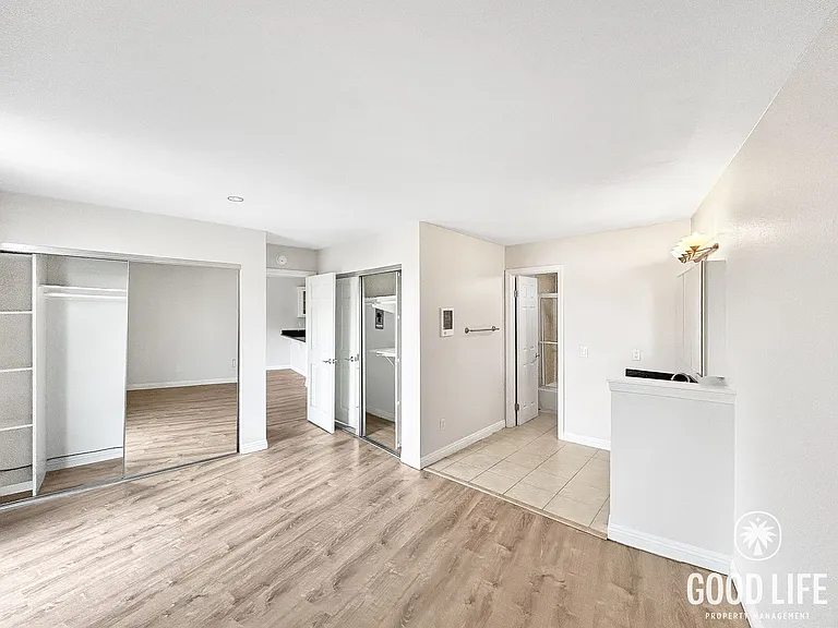 4860 Rolando Ct #10 — Photo 7