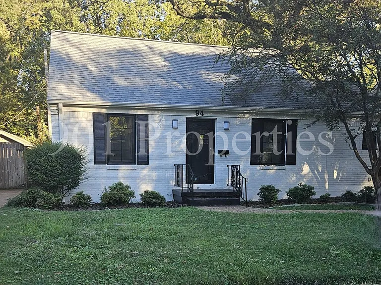 94 E Lafayette Cir — Photo 2