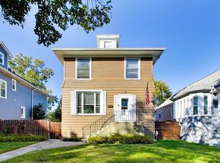 813 N Cuyler Ave, Oak Park, IL 60302