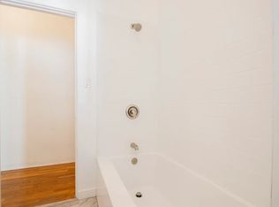 532 N Genesee Ave #1/2, Los Angeles, CA 90036