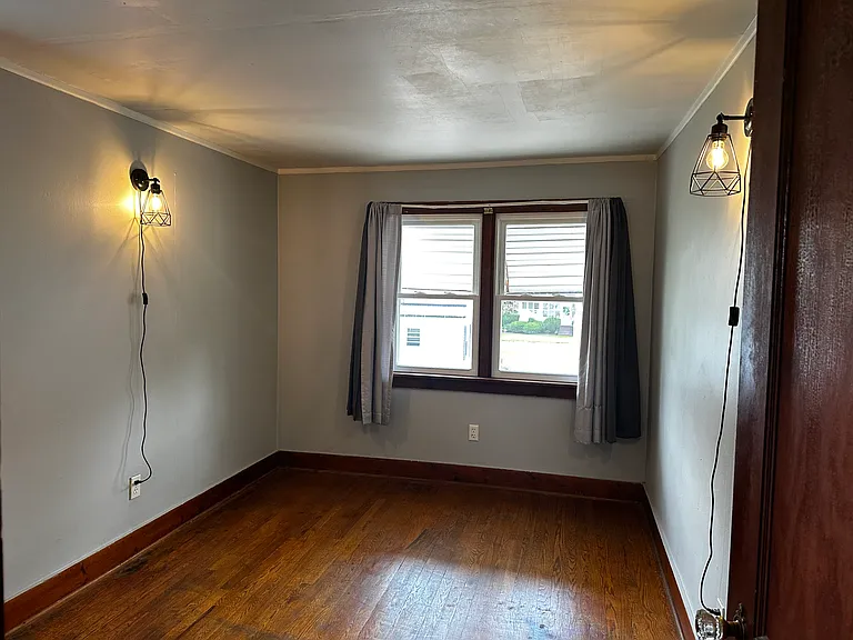 710 Front St — Photo 16