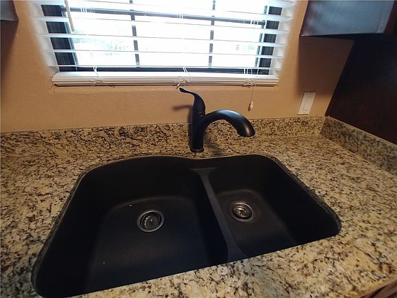 5th image of 38709 Miguel St