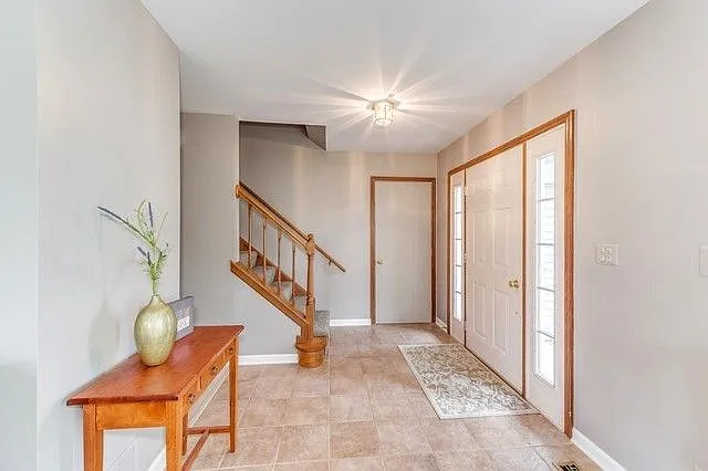 1455 Iris Ave photo 1