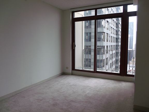 4th image of 200 N Dearborn St Unit 4605