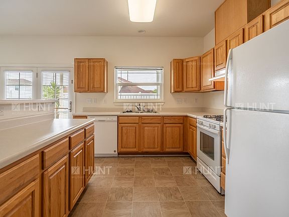 4th image of 208 McNarney Dr
