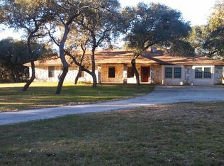 1401 Smokehouse Rd #HOUSE, Rockport, TX 78382