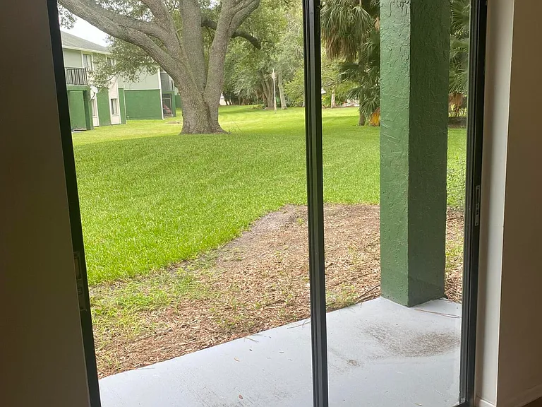 2217 Flower Tree Cir — Photo 4
