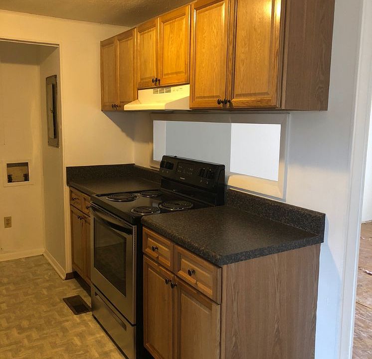 2nd image of 115 Kimberly Dr