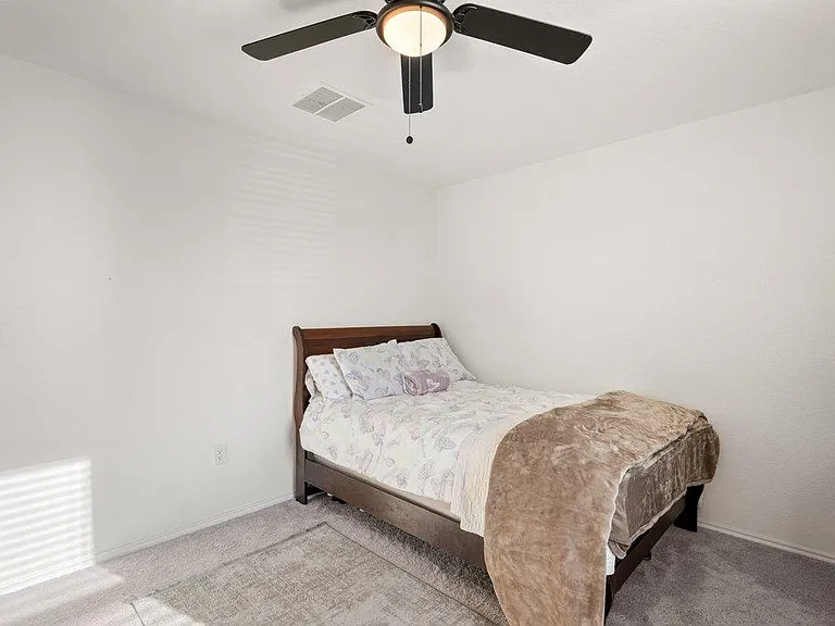 218 Summit Dr — Photo 23