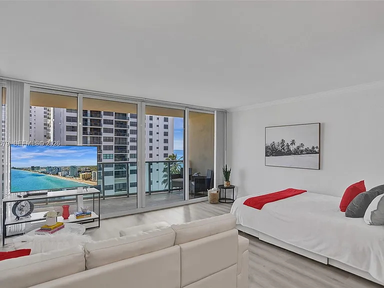 2501 S Ocean Dr #704 — Photo 11