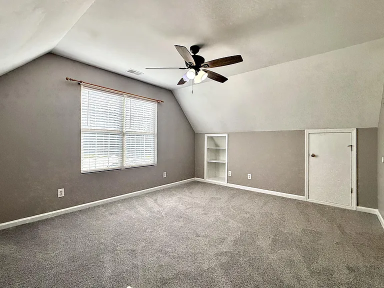 104 Conductor Ct — Photo 18