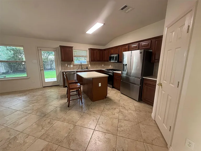 3314 Blue Ridge Dr — Photo 5
