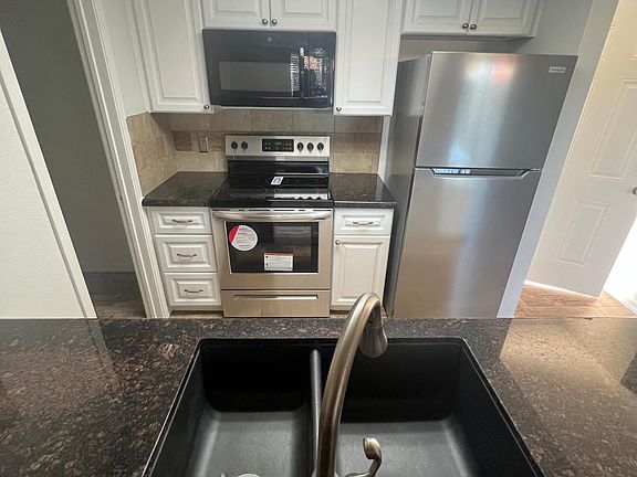 2nd image of 4313 N 19th Ave APT 111