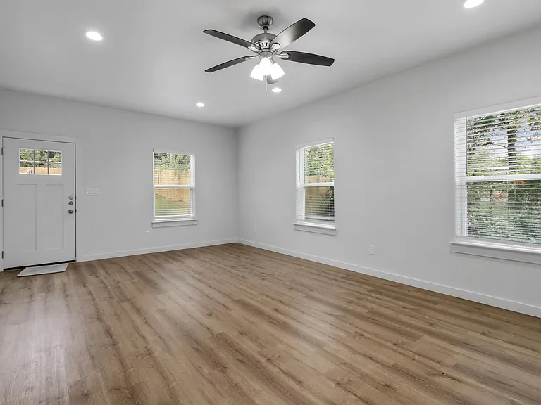 312 E Shepherd St #312 — Photo 7