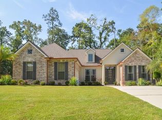 104 Madison Ridge Blvd, Madisonville, LA 70447