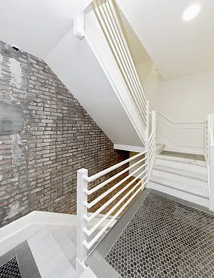 Rented by Icon Realty Management | media 22