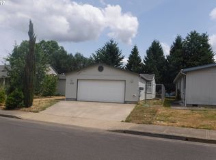 1232 Comstock Way, Woodburn, OR 97071