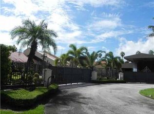 11621 SW 101st Ave, Miami, FL 33176