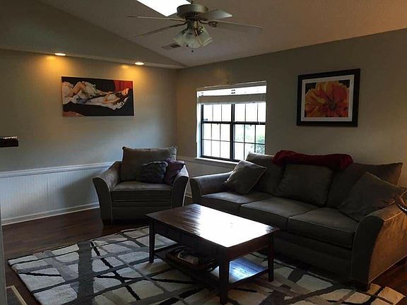 3rd image of 8109 Timberidge Ct