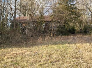 5530 Cumbee Rd, Hopkinsville, KY 42240