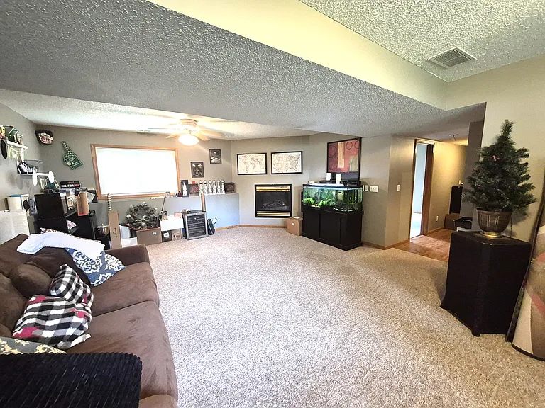 12722 Independence Ave — Photo 11