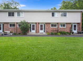 32 Anton Rd APT C, Mansfield, CT 06268