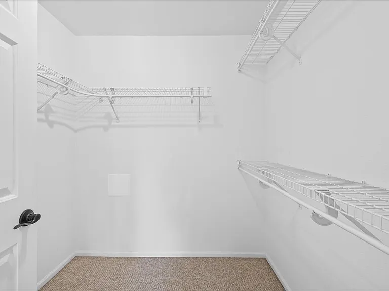 235 Jackson Creek Dr — Photo 16