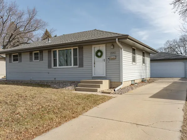 2542 12th Ave NW, Rochester, MN 55901