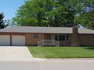 510 S 4th St, Leoti, KS 67861