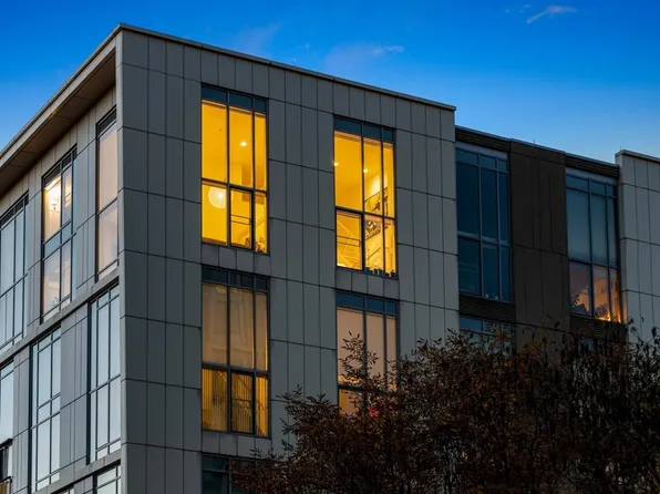 1 Earhart St Unit 705, Cambridge, MA 02141