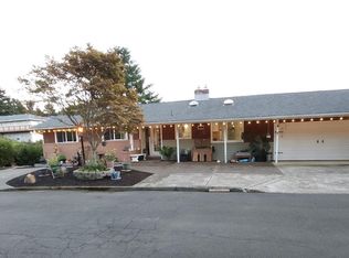 650 SE 3rd St, Newport, OR 97365
