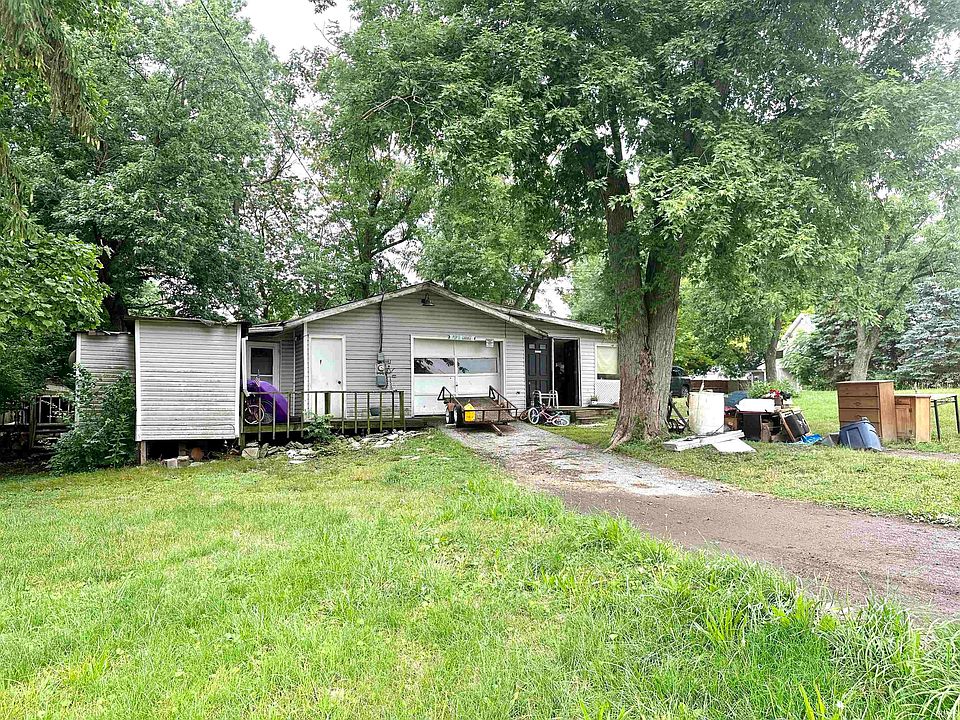 2nd image of 2905 S McClure St