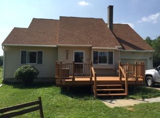 9494 S Senator Rd, Fenwick, MI 48834