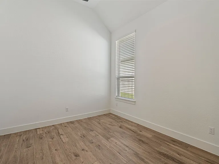 121 Running Bird Rd — Photo 21