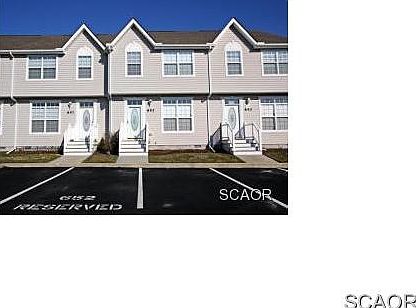 1st image of 633 Breezy Ln #633