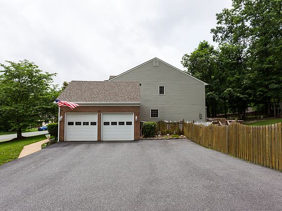 2 Car Garage