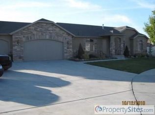 11716 Lake Stone Cir, South Jordan, UT 84095