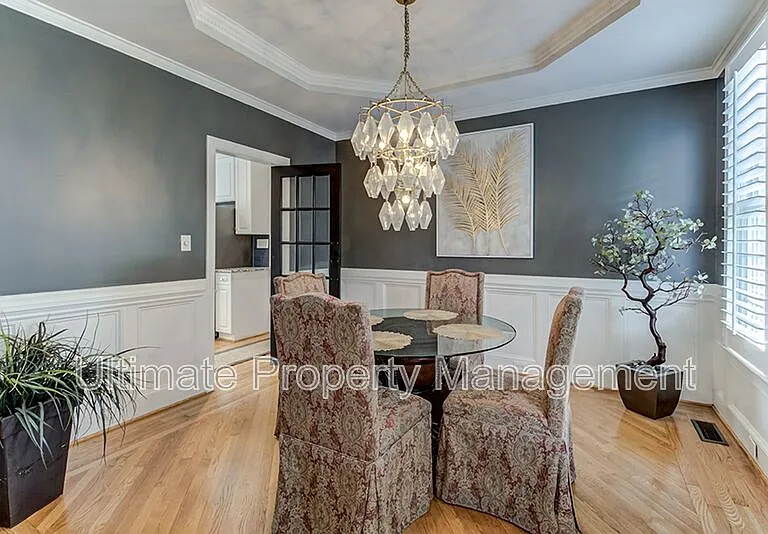 7022 Cayman Ct — Photo 6