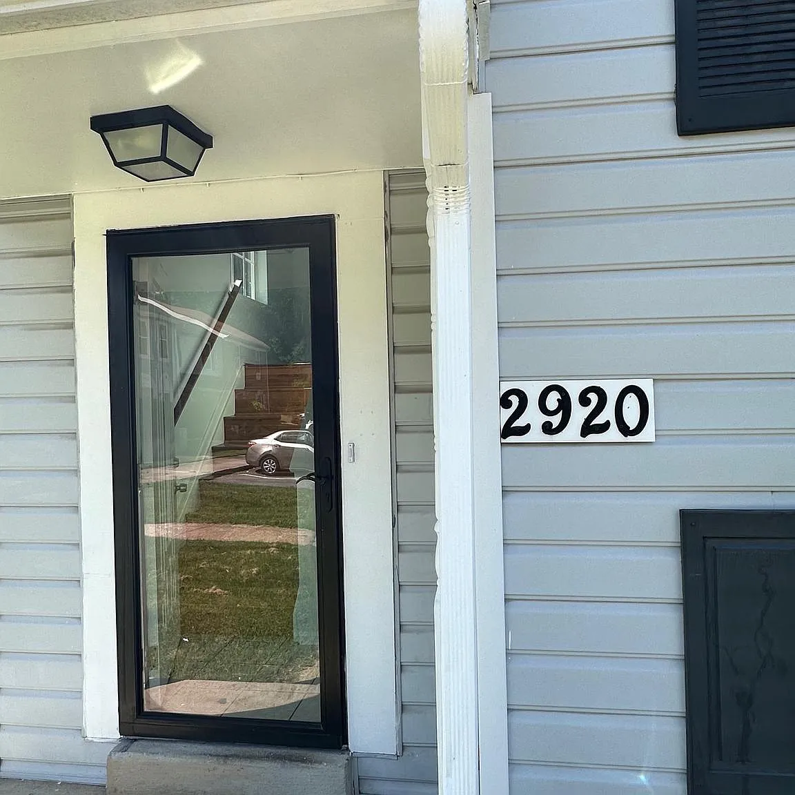 3 bed, 2.5 bath, 1336 sqft, $2,350 — Photo 3