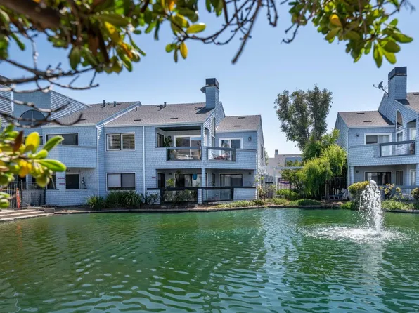20 Eddystone Ct, Redwood City, CA 94065