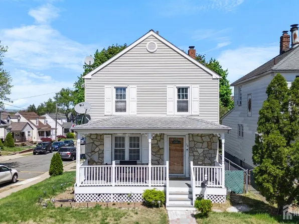 34 James St, South River, NJ 08882