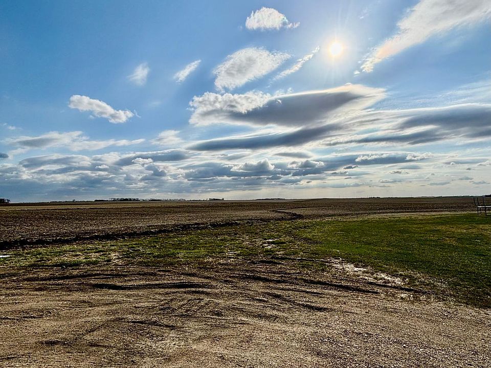 1st image of 1102 9th St SW