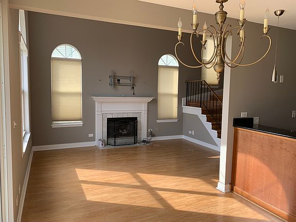 3rd image of 1521 Darien Lake Dr