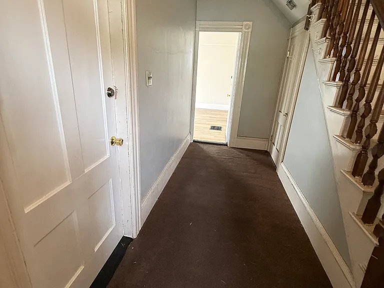 592 Belmont St #1 — Photo 17