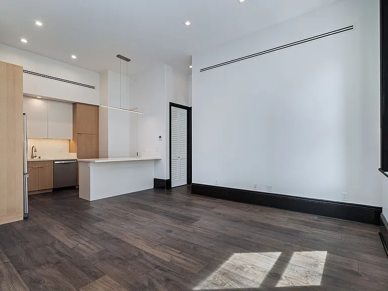 202 Merchant St #2A — Photo 2