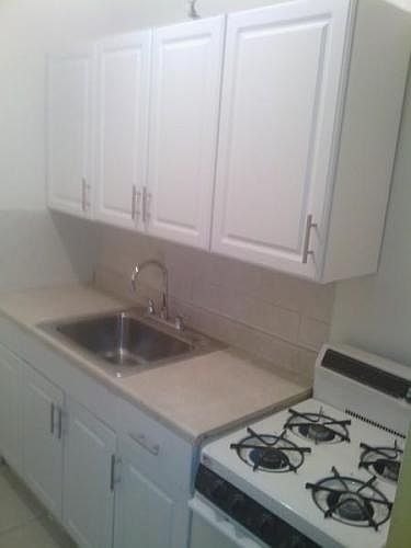 2nd image of 1300 Dean St
