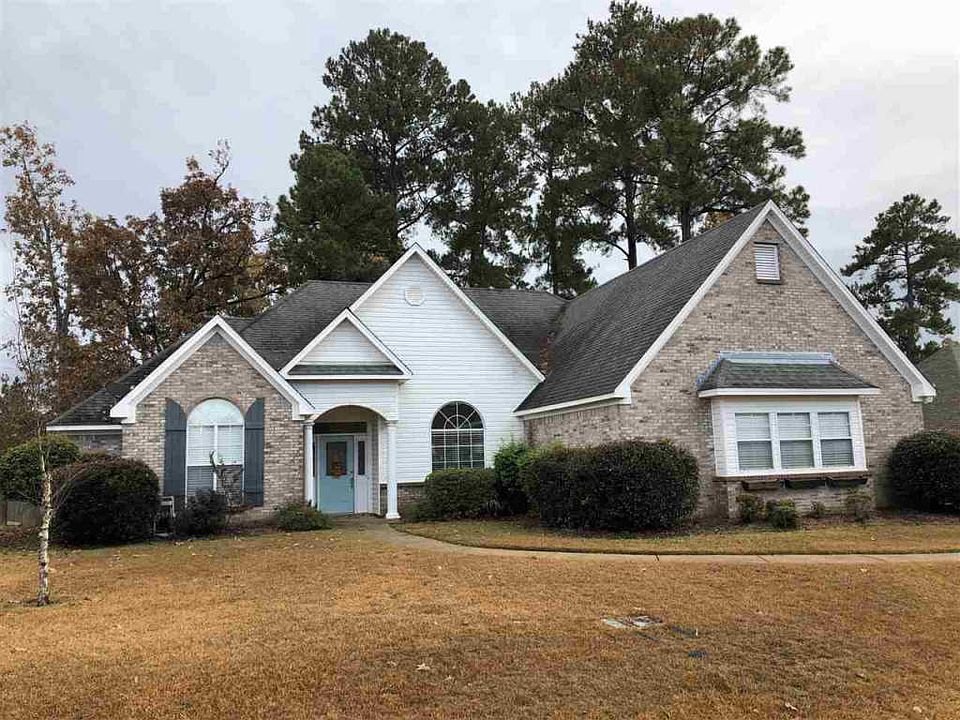 1st image of 197 Woodlands Green Dr