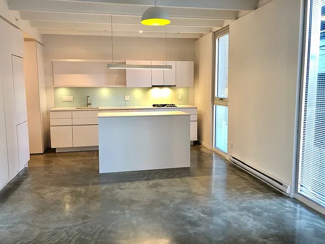 219 Georgia St E #204 — Photo 7
